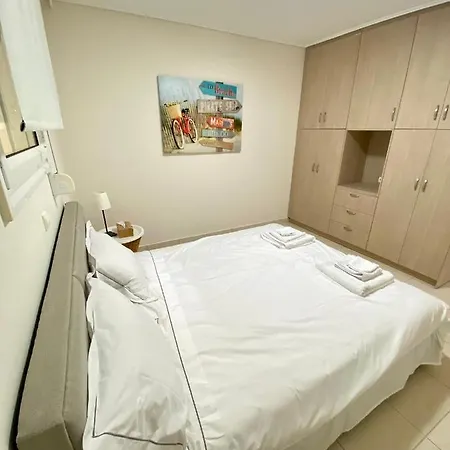 Ph Marina Apartment